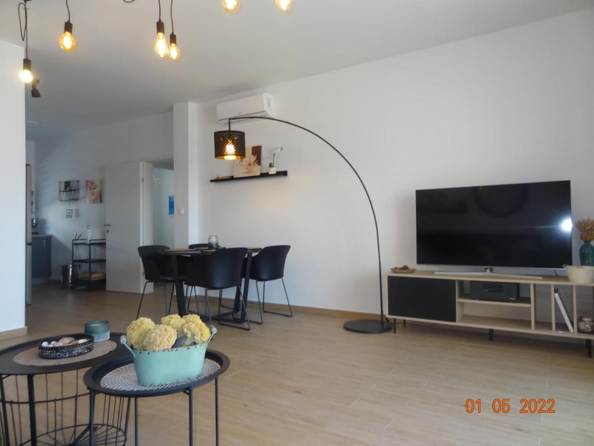 Appartamento Fantazija Vodice Esterno foto