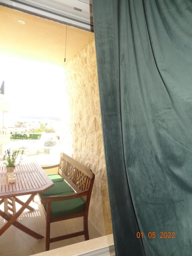 Appartamento Fantazija Vodice Esterno foto