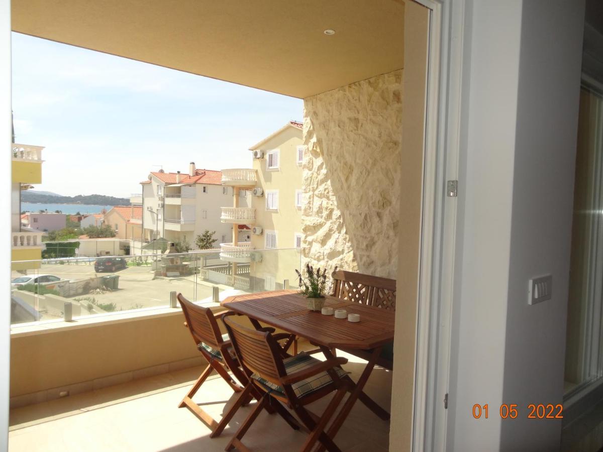 Appartamento Fantazija Vodice Esterno foto