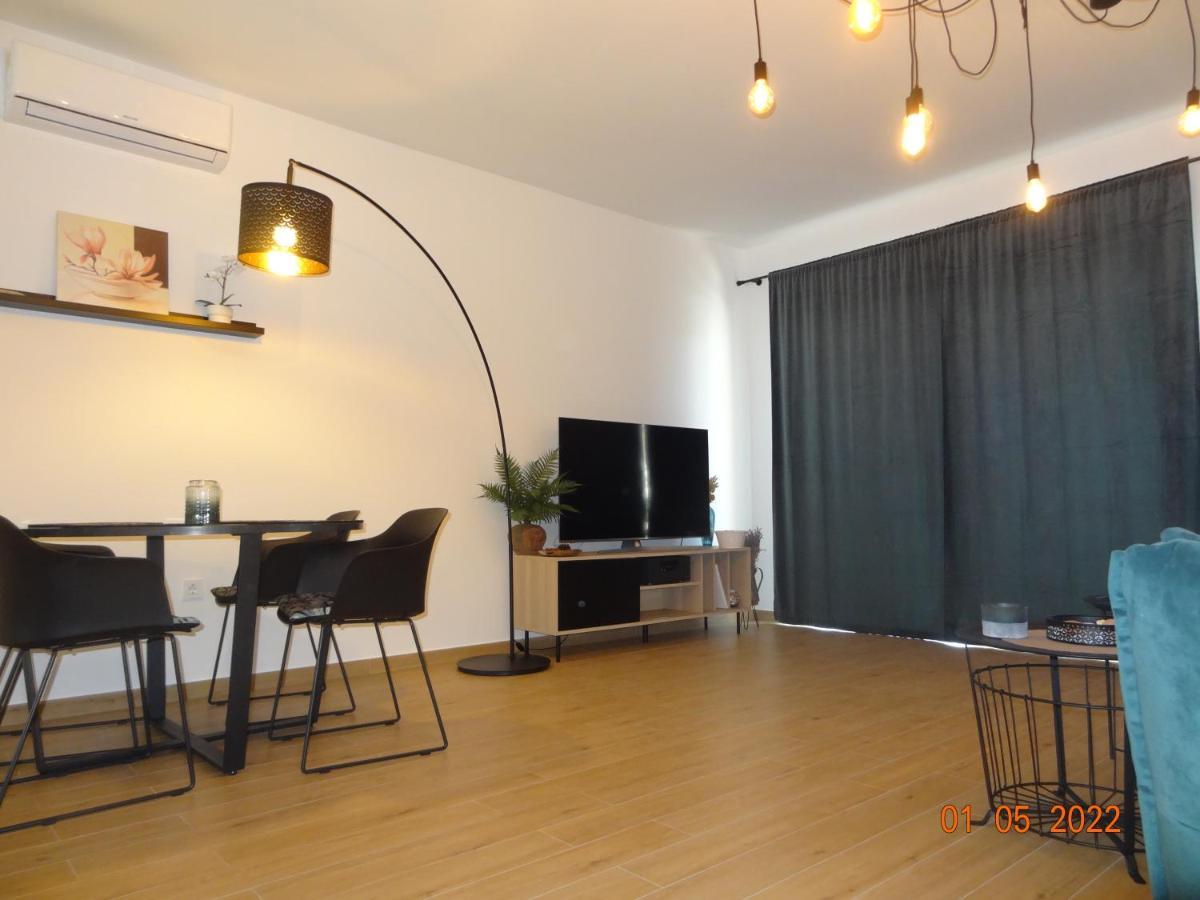 Appartamento Fantazija Vodice Esterno foto